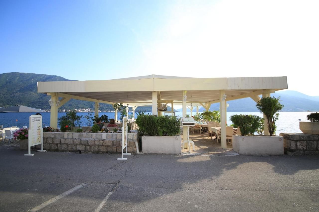 Отель Hotel Admiral Пераст-13